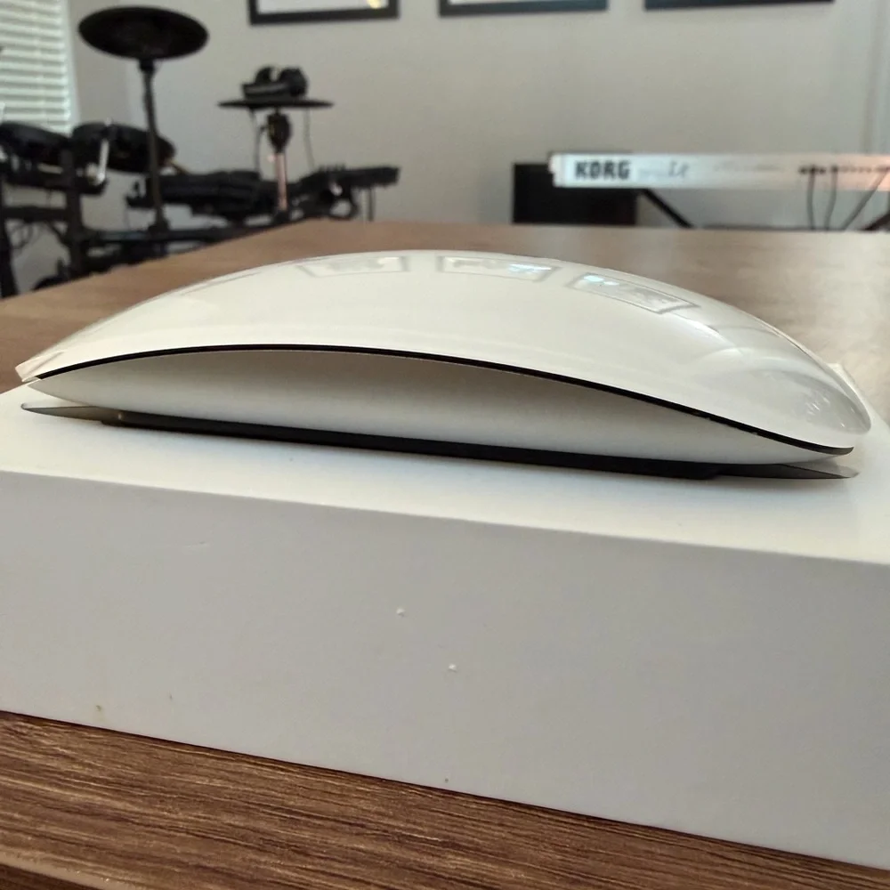 Apple barely used